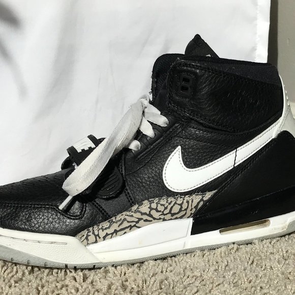 Nike Air Jordan Legacy Size 7y - Picture 2 of 6